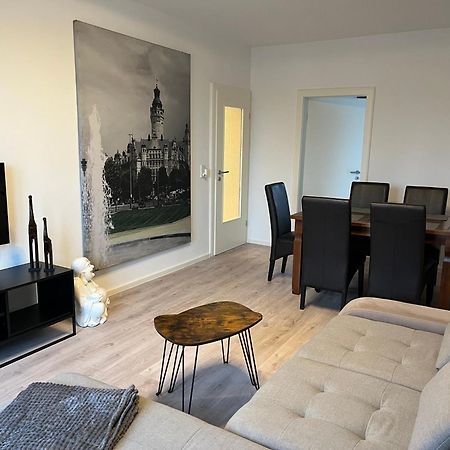 Appartement Zwischen Messe Und Innenstadt Leipzig Eksteriør billede